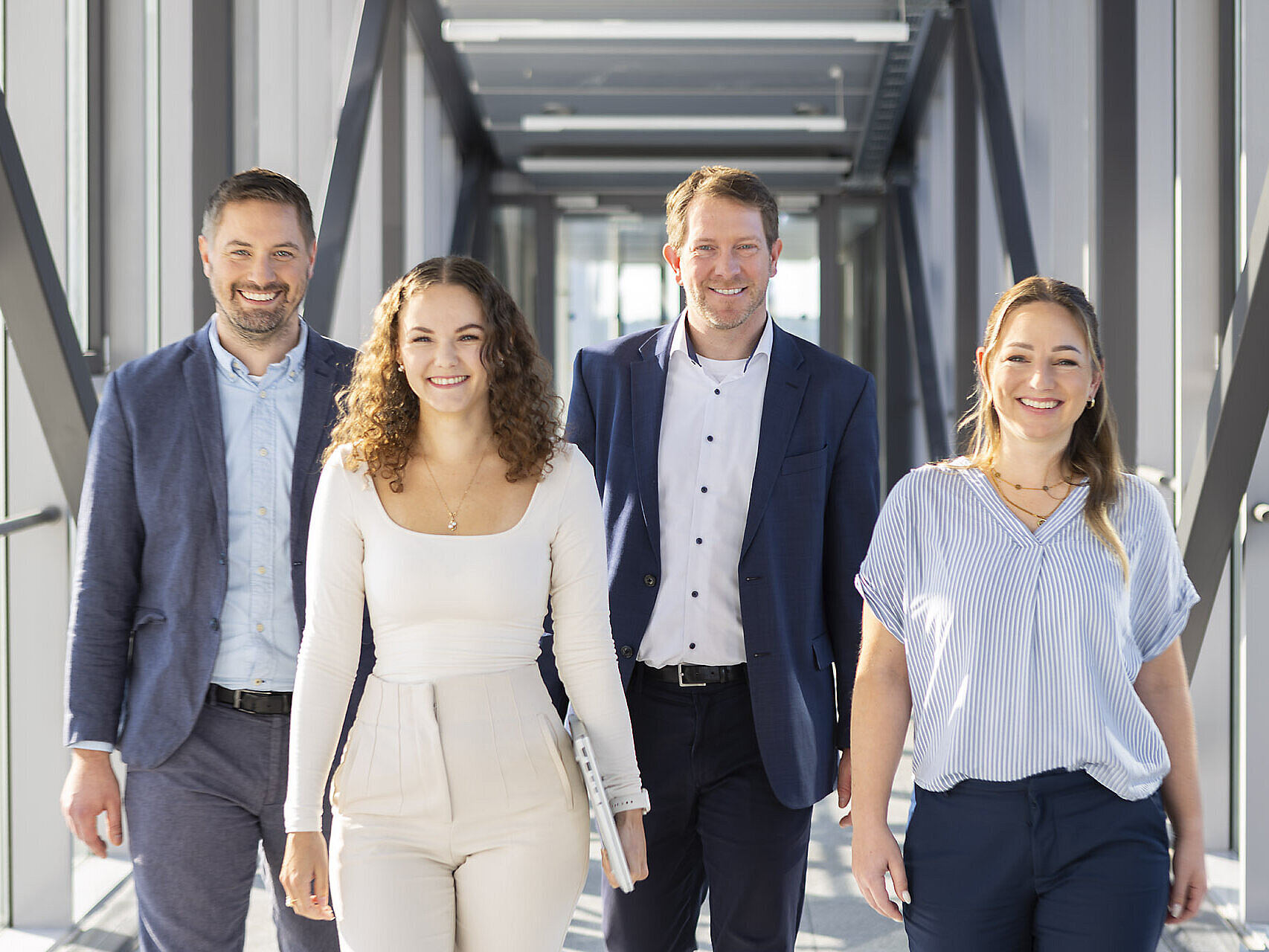 Vier Mitarbeiter der Lufthansa Aviation